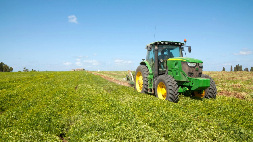 El campo y la pyme en España, al límite de la supervivencia: "La regulación es asfixiante, aquí se castiga al que arriesga"