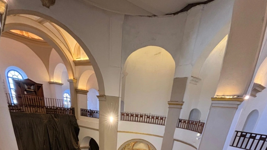 Crucero de la Iglesia de la Virgen de las Lágrimas y San Agustín