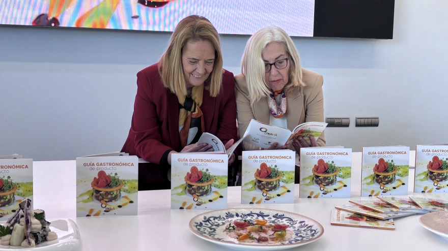 Motril presenta su nueva guía gastronómica para conquistar al turismo a través del paladar