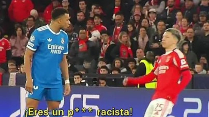 Kylian Mbappé y Gianluca Prestianni