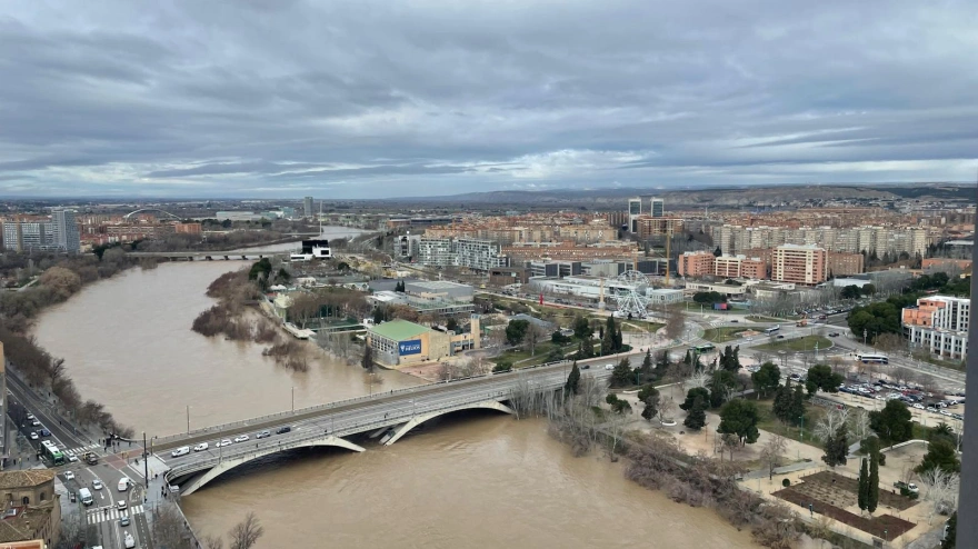 El Ebro a su paso por Zaragoza