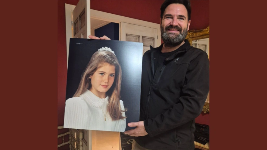 Escucha aquí a Carlos Sánchez, responsable del estudio de fotografía Enrique