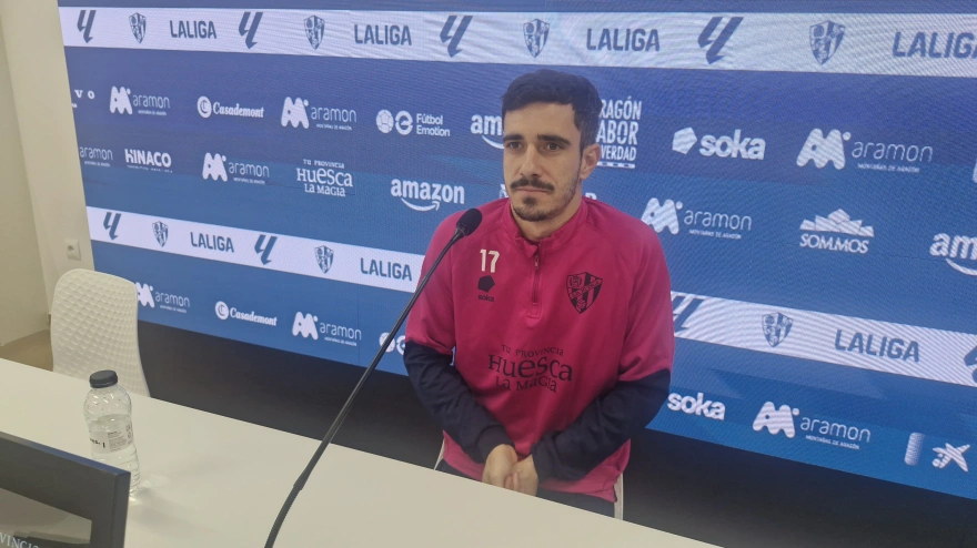 Julio Alonso en sala de prensa