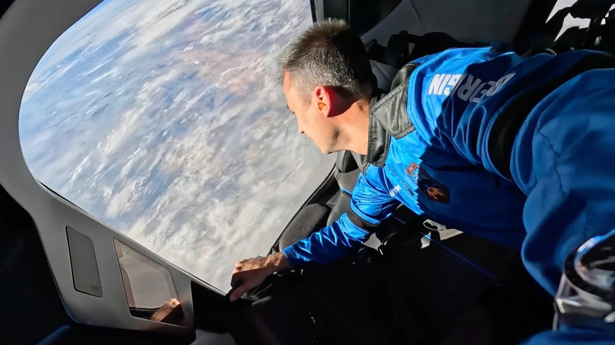 El fundador de Civitatis, Alberto Gutiérrez, relata en COPE las sensaciones de su histórica experiencia con Blue Origin, la empresa espacial de Jeff Bezos