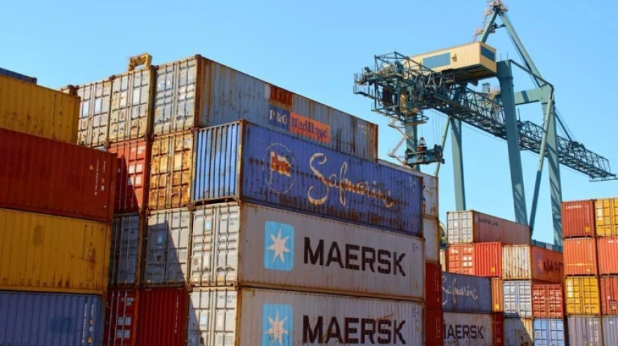 ¿Buscas trabajo? Reto Exporta busca 25 técnicos en comercio exterior en Ciudad Real: una oportunidad de empleo única