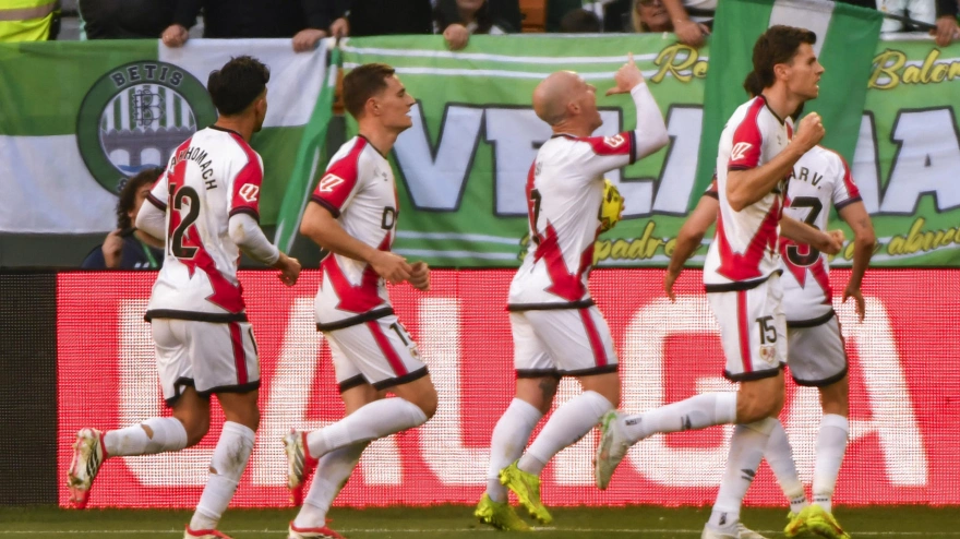 Isis celebra el empate del Rayo contra el Betis