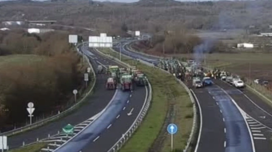 La tractorada en la A-52