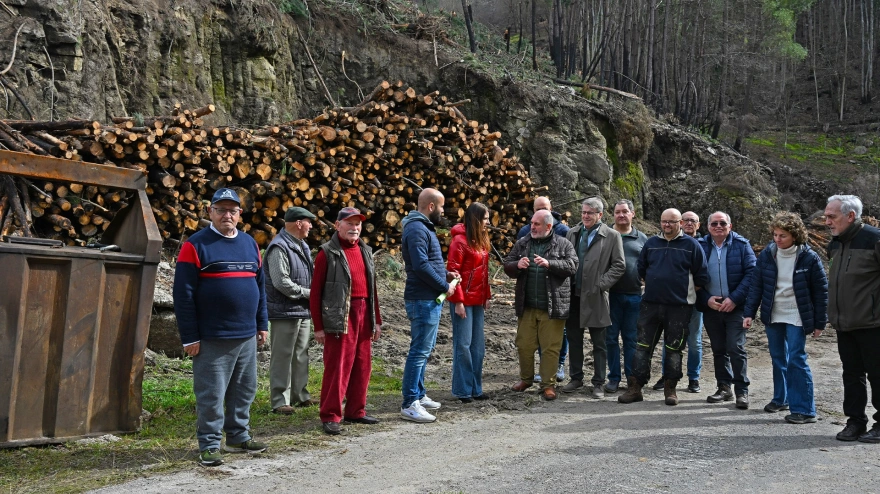 La conselleira do Medio Rural visita la comunidad de montes de Barroso en Avión