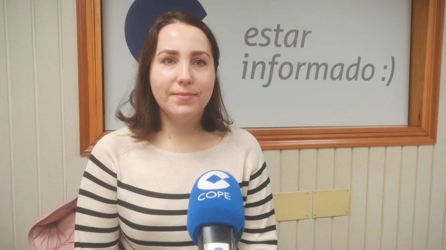 Zoia Haholkina en los estudios de COPE Ferrol
