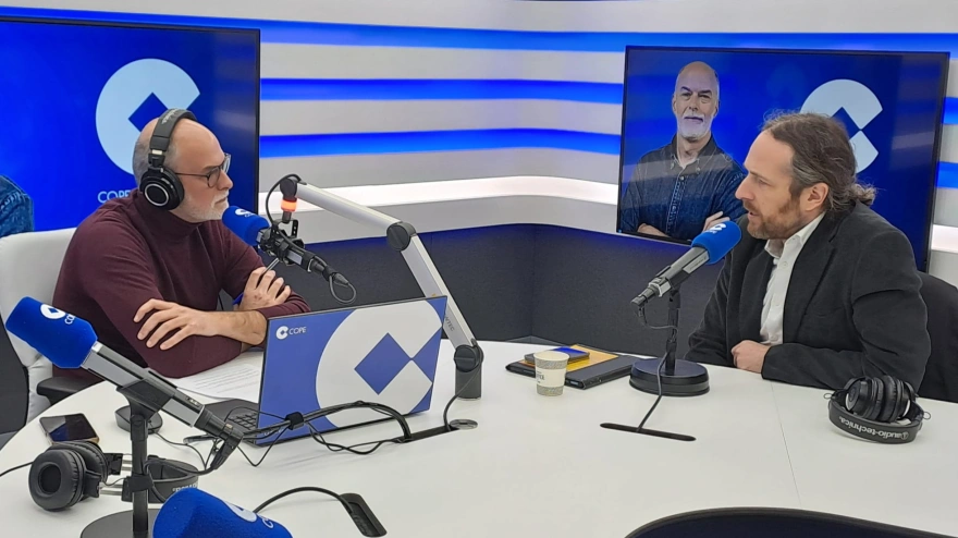 Marc Duch visita los estudios de COPE Barcelona