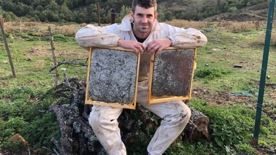 Roberto, productor de miel