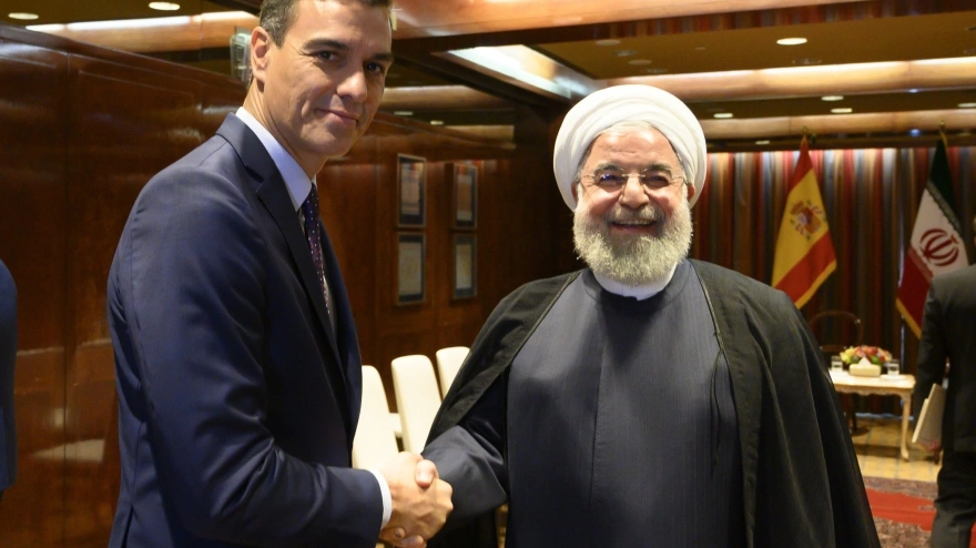 Pedro Sánchez, junto a Hassan Rouhani