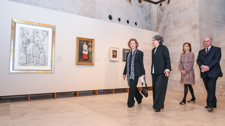 La reina emérita doña Sofía inaugura la exposición ‘Picasso. Raíces bíblicas’ en la Catedral de Burgos