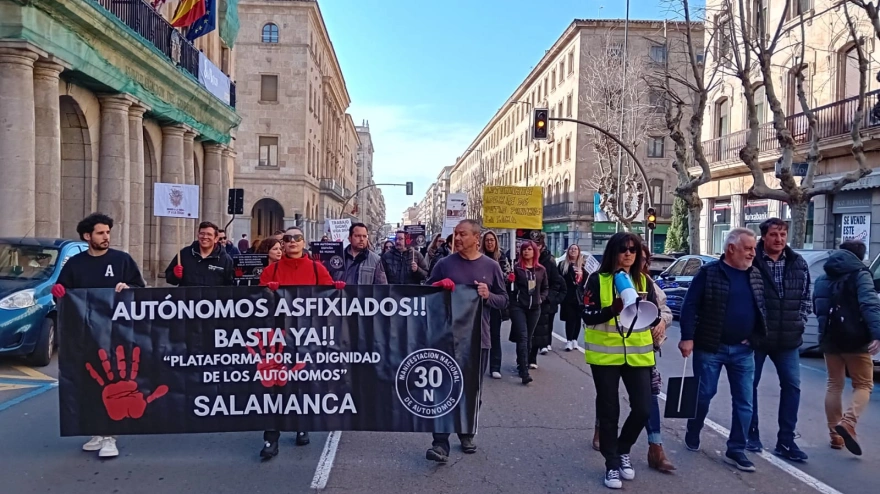 Los autónomos toman las calles de Salamanca para exigir los mismos derechos que un asalariado