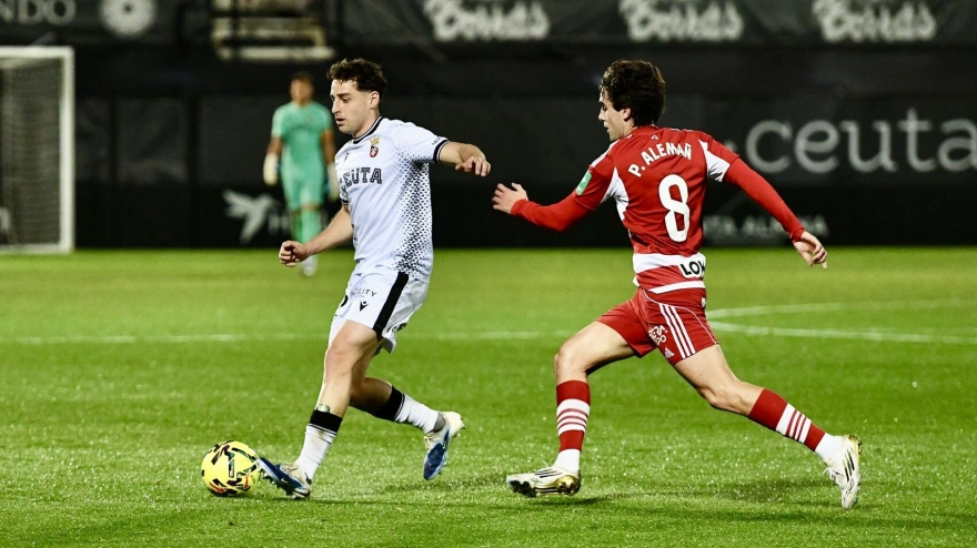 Alemañ podría no jugar en Riazor debido a una lesión