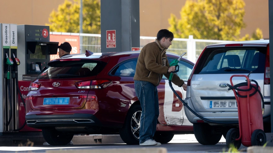 Las gasolineras alertan de la inminente subida del gasoil tras dispararse su coste un 20%