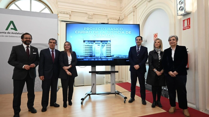 Presentación a los operadores jurídicos del Proyecto Básico para transformar el edificio El Cubo en la primera fase de la Ciudad de la Justicia de Granada