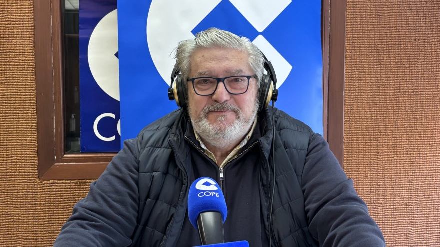 El hombre que fotografía el "olor a incienso" en Motril: Paulino Martínez Moré, Premio Cofrade de COPE Motril