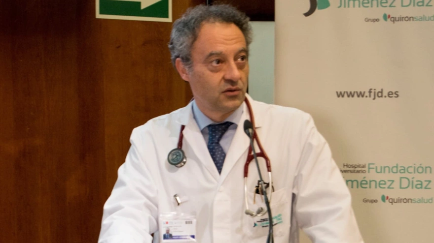 El Dr. Jesús Porta-Etessam, jefe del Servicio de Neurología de la Fundación Jiménez Díaz y presidente de la SEN