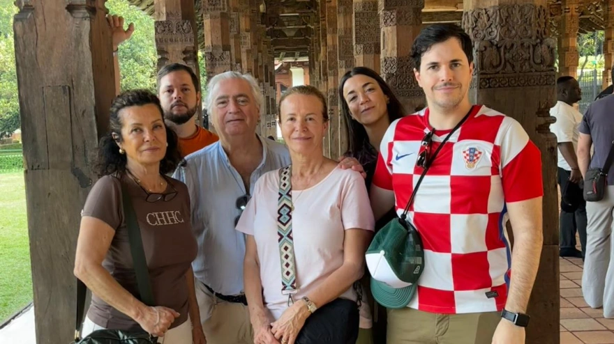 Celso del Castillo y su familia atrapada en Sri Lanka sin poder volver a su casa en Toledo