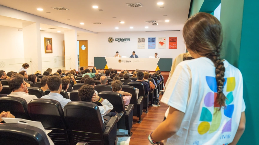 Salón de actos Encuentro Sevilla
