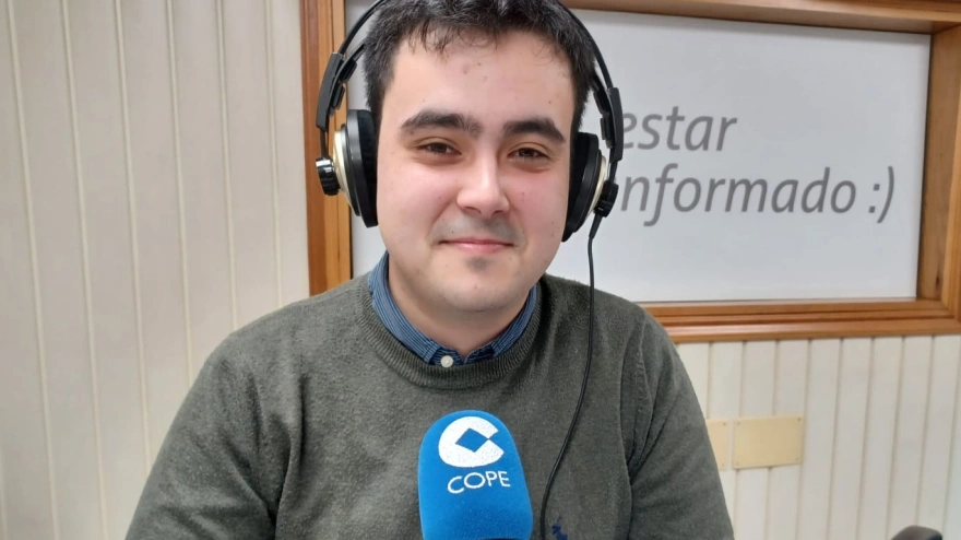 Carlos Fernández Basoa es organista y miembro fundador de la Asociación Amigos del Órgano de San Julián