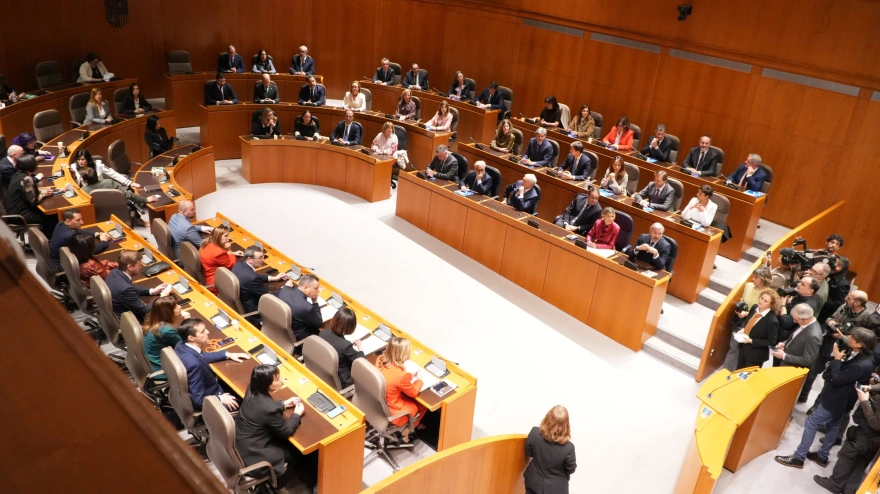 Hemiciclo aragonés tras la conformación de las Cortes.
