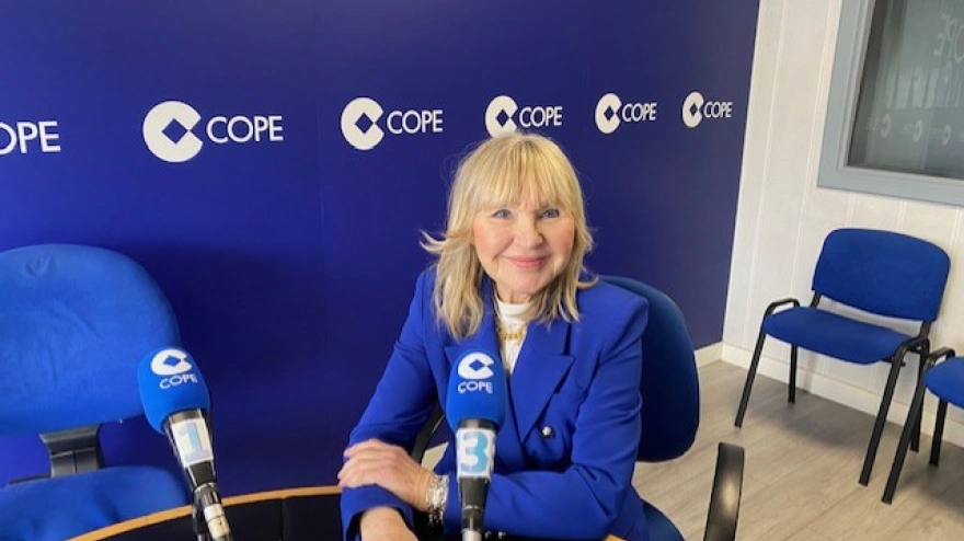 María Antonia Rilo nos contaba sus vivencias en los estudios de COPE Ourense