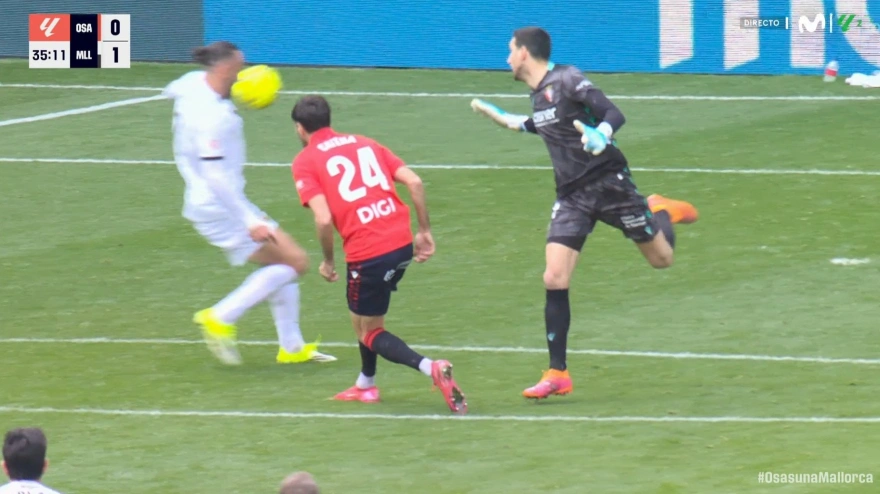 Muriqi marcó su 17º gol de la temporada con un remate de pecho desde la frontal del área.