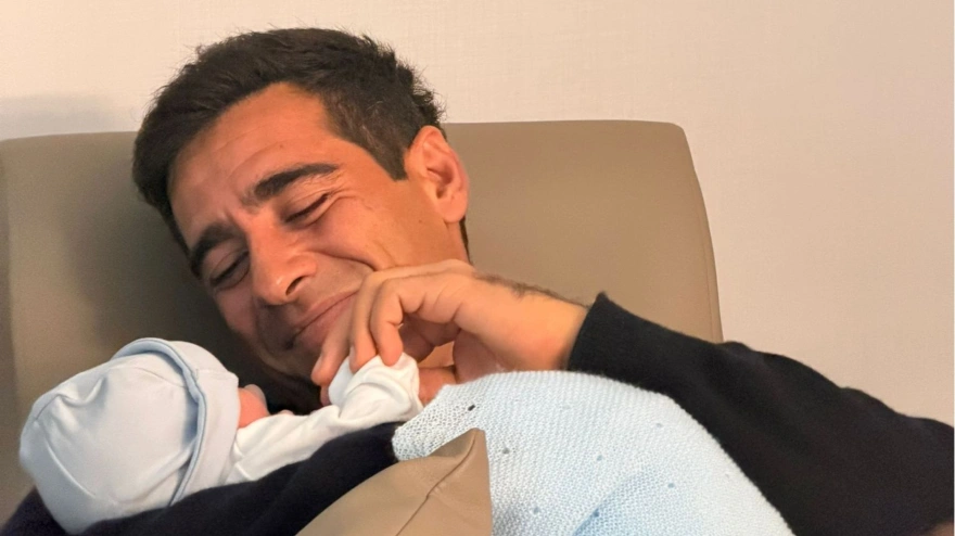 Alberto Herrera tras el nacimiento de su hijo Marcos