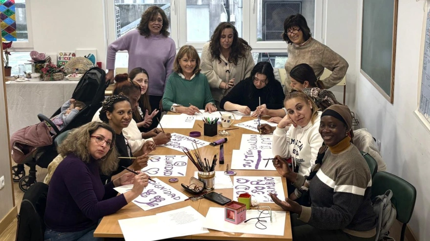 Mujeres acompañadas por Cáritas en Cantabria.