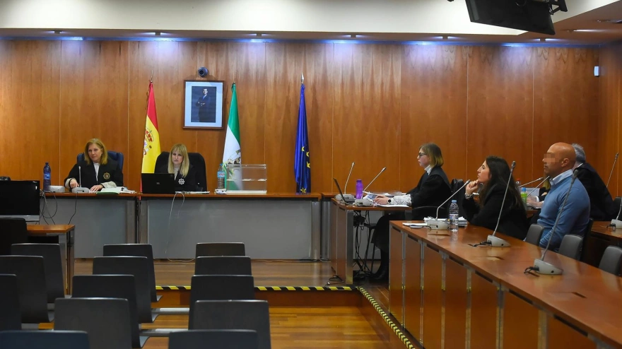 Imágenes del juicio al acusado de asesinar a puñaladas a su expareja Paula en mayo de 2023 en Torremolinos