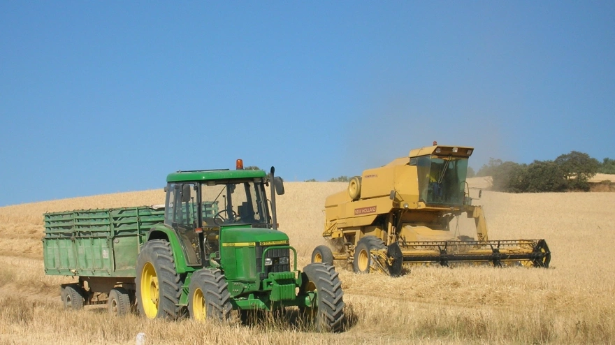 La escalada bélica dispara en más de 25 millones de euros los costes del campo granadino