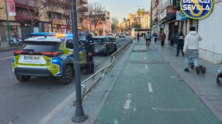 Da positivo en cocaína y THC tras estrellar su coche contra un carril bici en Sevilla