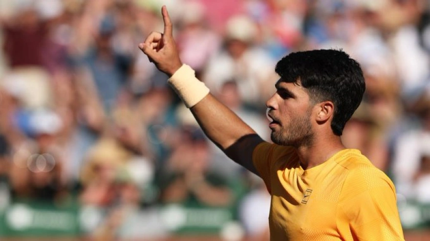 Carlos Alcaraz alcanza las semifinales de Indian Wells