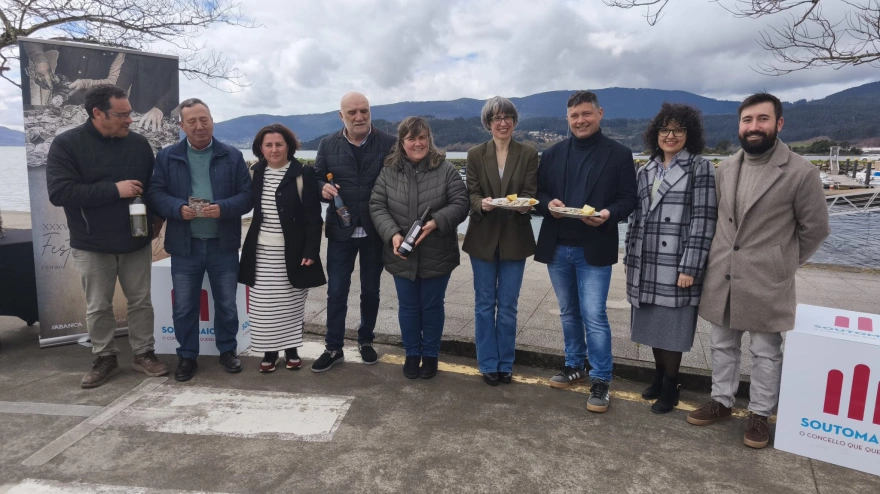 Alcalde de Soutomaior, directora xeral e concelleiros da corporacion