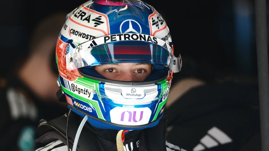 Andrea Kimi Antonelli se convierte con 19 años en el piloto más joven en salir desde una pole.