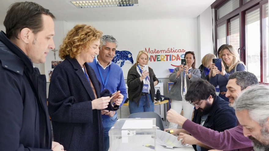 Votación de la cabeza de lista del PP por Valladolid María Pardo