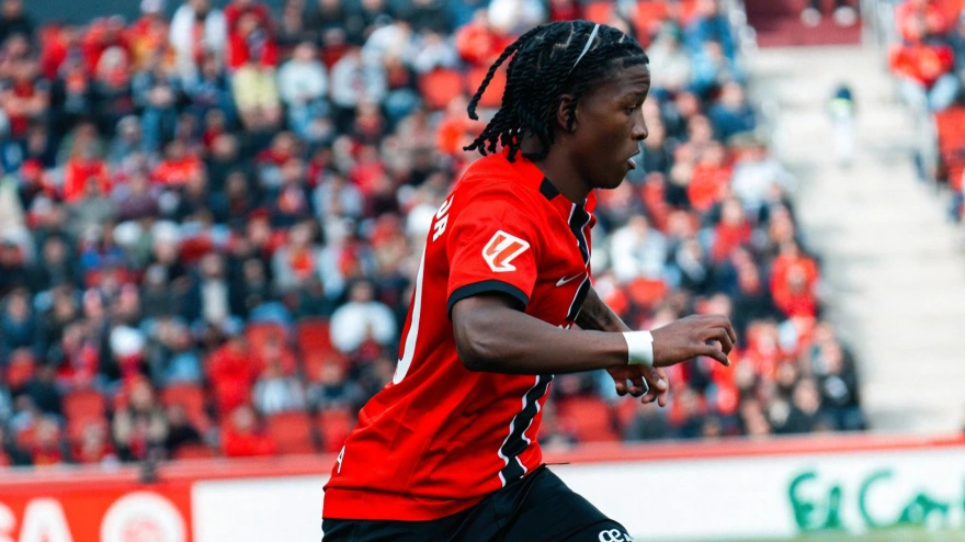 Justin Kalumba en su debut