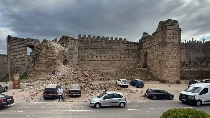 Se derrumba una torre del castillo de Escalona