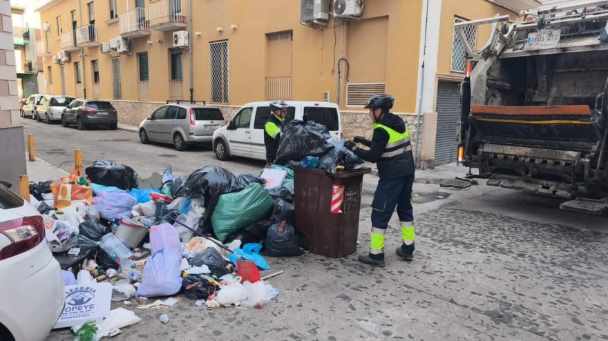 Basura en Carcaixent