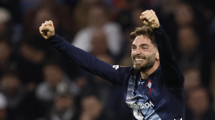 Javi Rueda celebra el 0-1 del Celta contra el Lyon