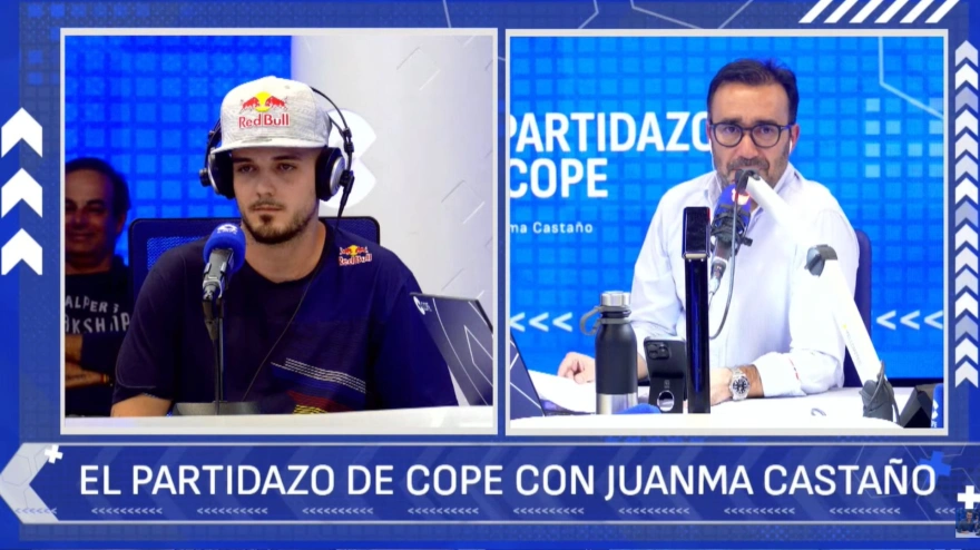 Juanma Castaño entrevistando a Bnet