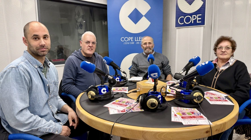 Representants del Fest 07 als estudis de COPE Lleida