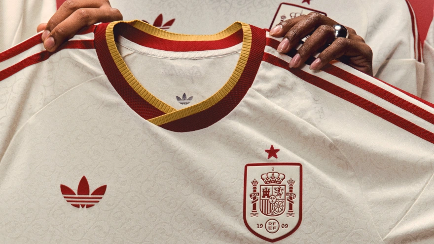 Así será la segunda camiseta de España para el Mundial 2026.