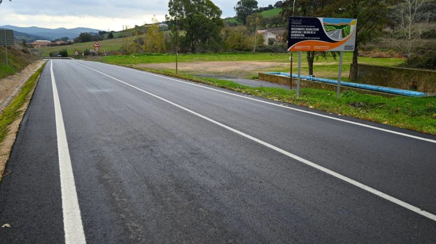 Carretera CR-424 entre Almadén y Almadenejos