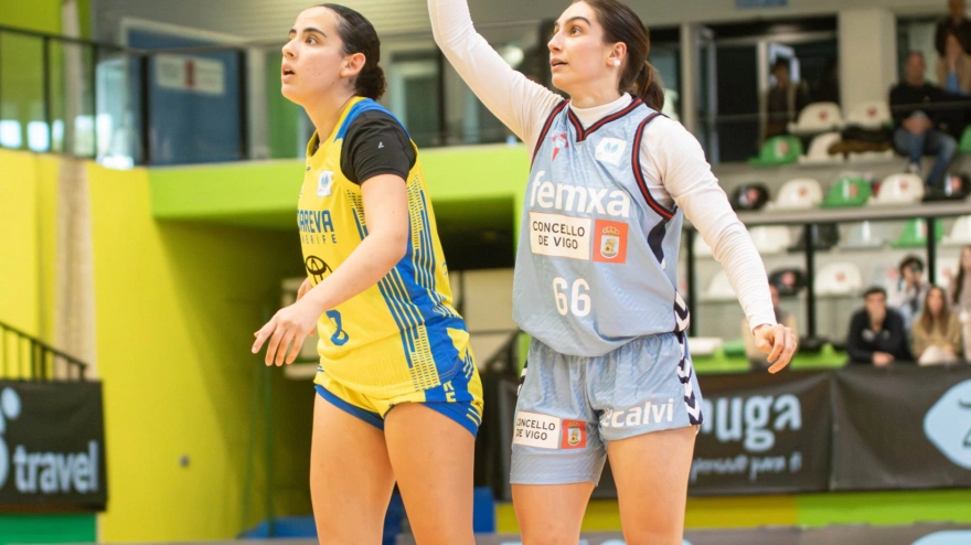 Imagen del duelo de la primera vuelta entre Celta y Adareva en Navia