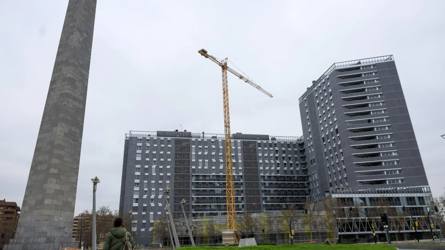 Bloque de viviendas en construcción en Zaragoza