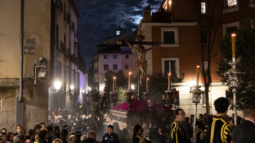 Salida procesional de la Hermandad de los Estudiantes de Madrid