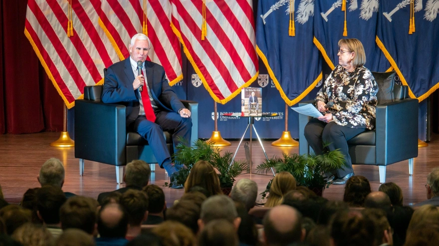 ¿Qué es la plutocracia? Lo explica Alfred López, divulgador cultural.